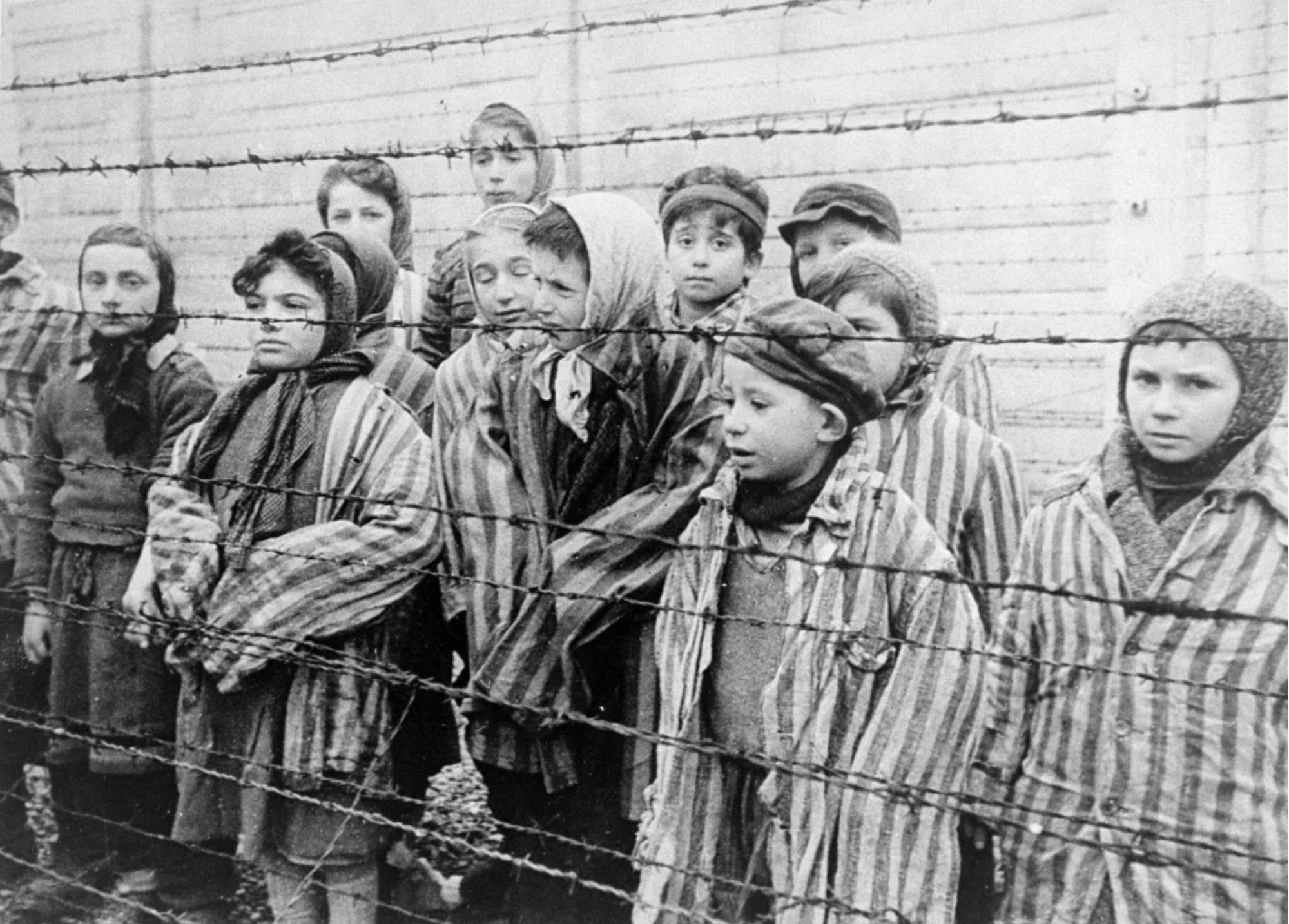 Auschwitz. Rocznica końca złudzeń